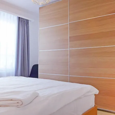 Le Mans By Interhome